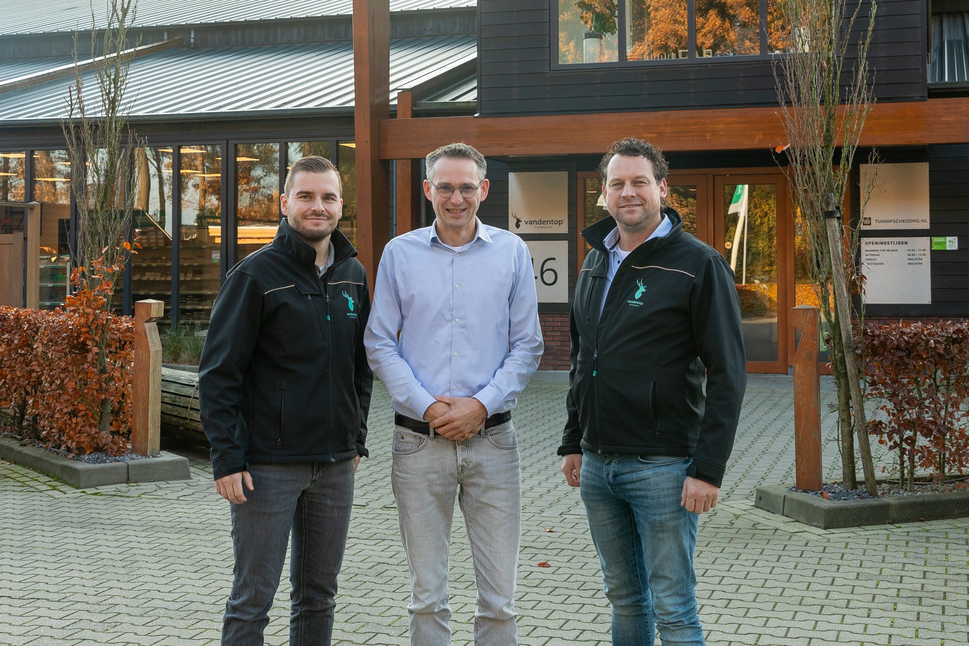 Samenwerking met Van den Top Tuinhout beklonken